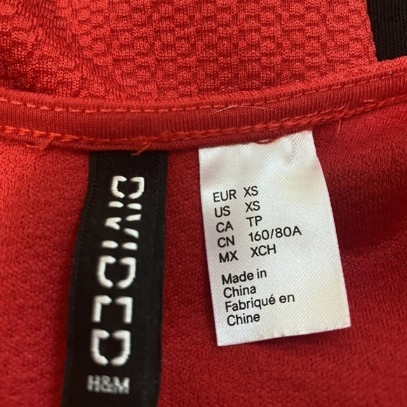 Divided H&M dress size XS red fit and flare sleeveless cutout back - Picture 7 of 8
